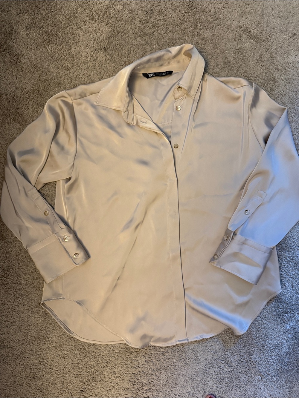 Zara woman's Light Cream Long-Sleeve Button-Up Shirt